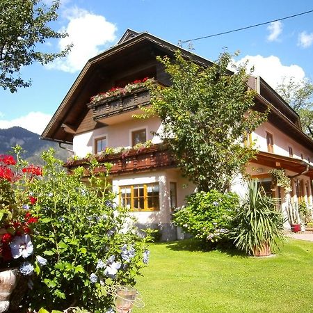 Отель Berghof Reiter Вайсбриах Экстерьер фото